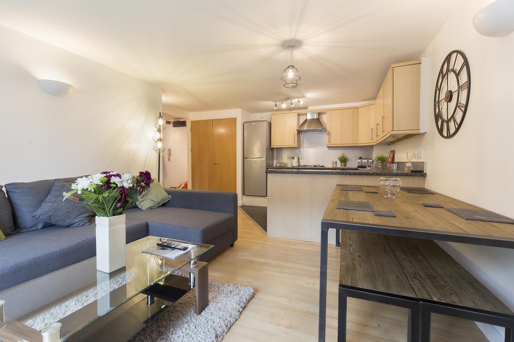 Raleigh Square - 2Br Ground-Floor Apartment In Nottingham Exterior photo