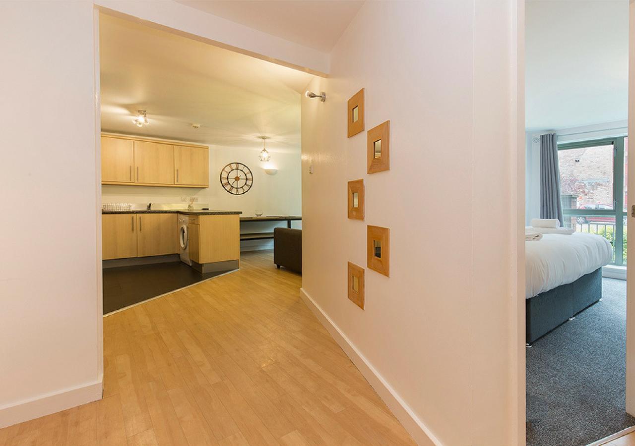 Raleigh Square - 2Br Ground-Floor Apartment In Nottingham Exterior photo